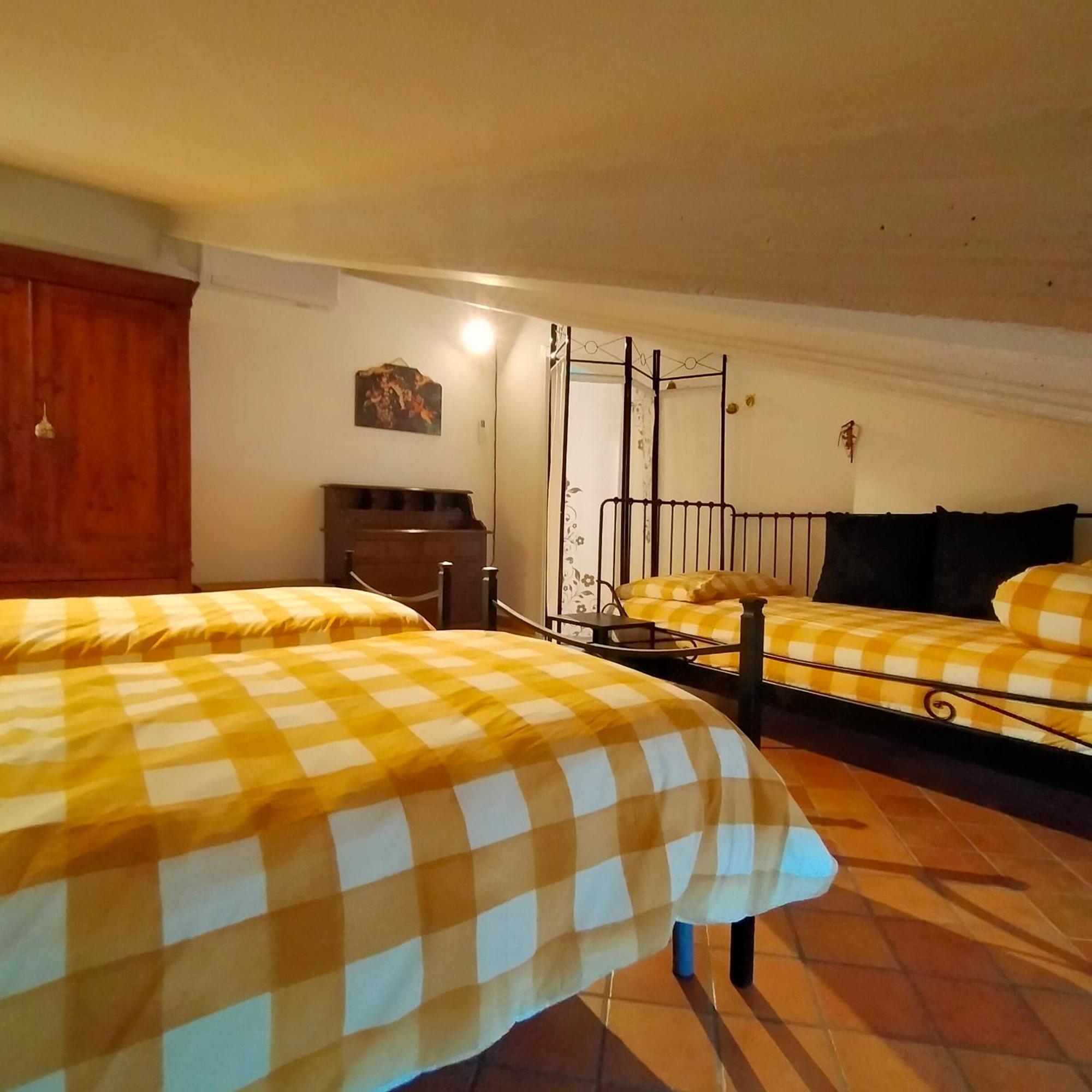 Mansarda Viti - Sguardo Su Frontone - Apartment Exterior photo